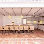 Seaside Paradise Villa With A Private Pool And Walking Distance To The Beach