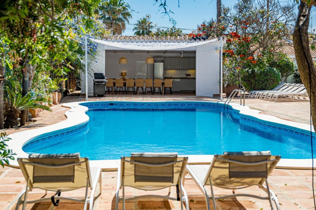 Seaside Paradise With A Private Pool And Walking Distance To The Villa *