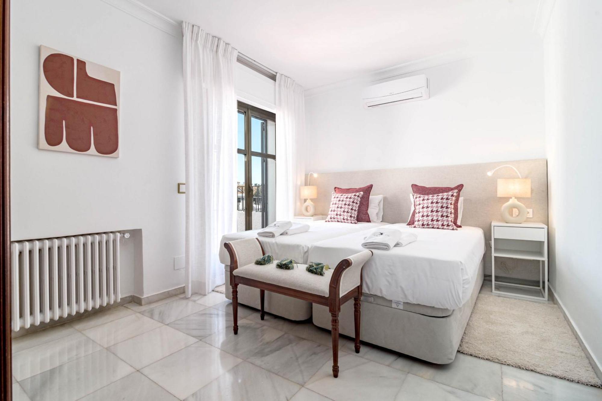 Seaside Paradise With A Private Pool And Walking Distance To The * Marbella
