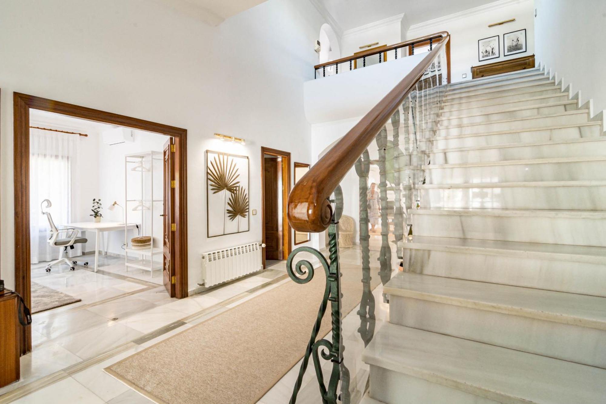 Villa Seaside Paradise With A Private Pool And Walking Distance To The *