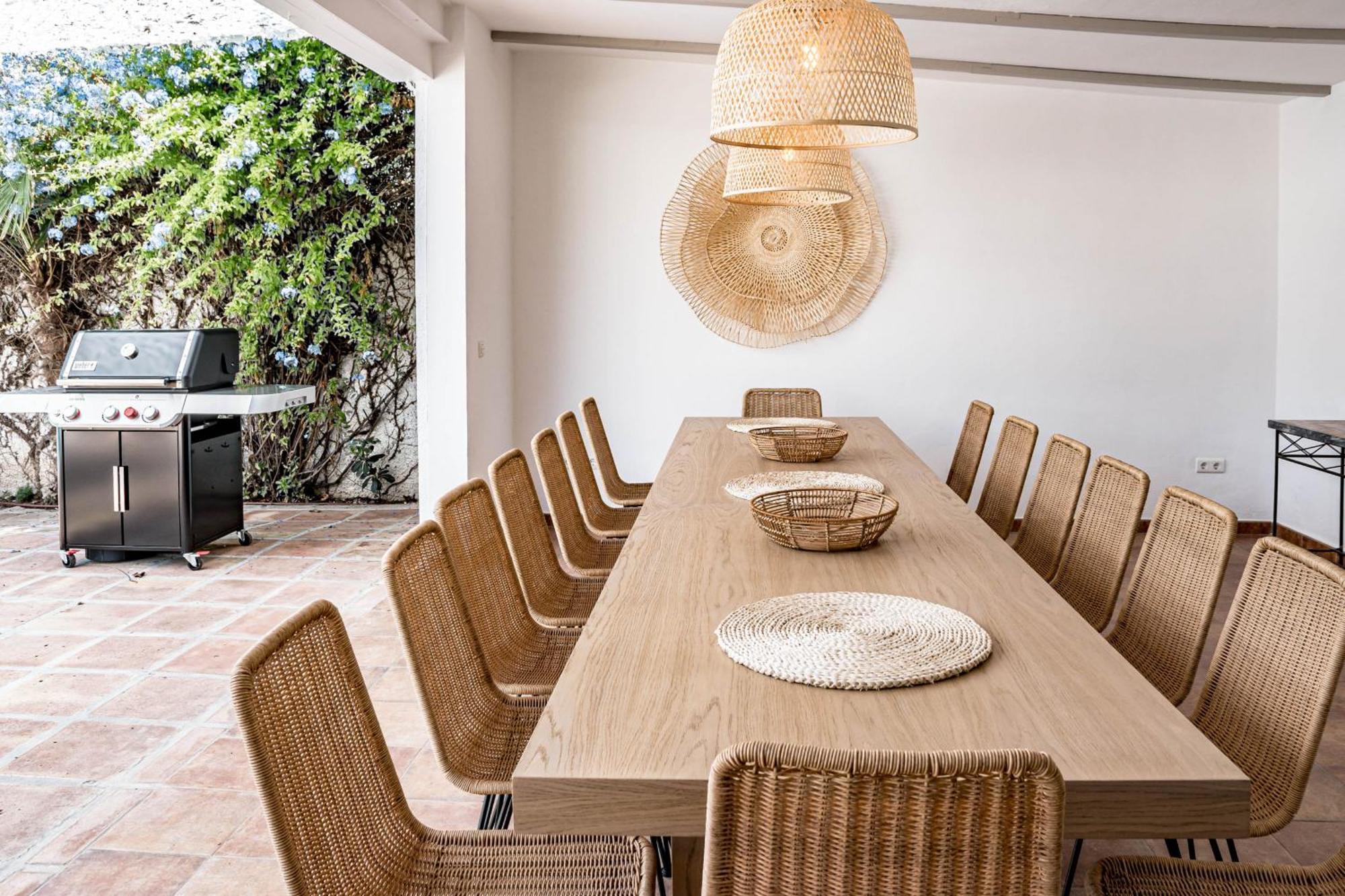 Seaside Paradise With A Private Pool And Walking Distance To The * Marbella